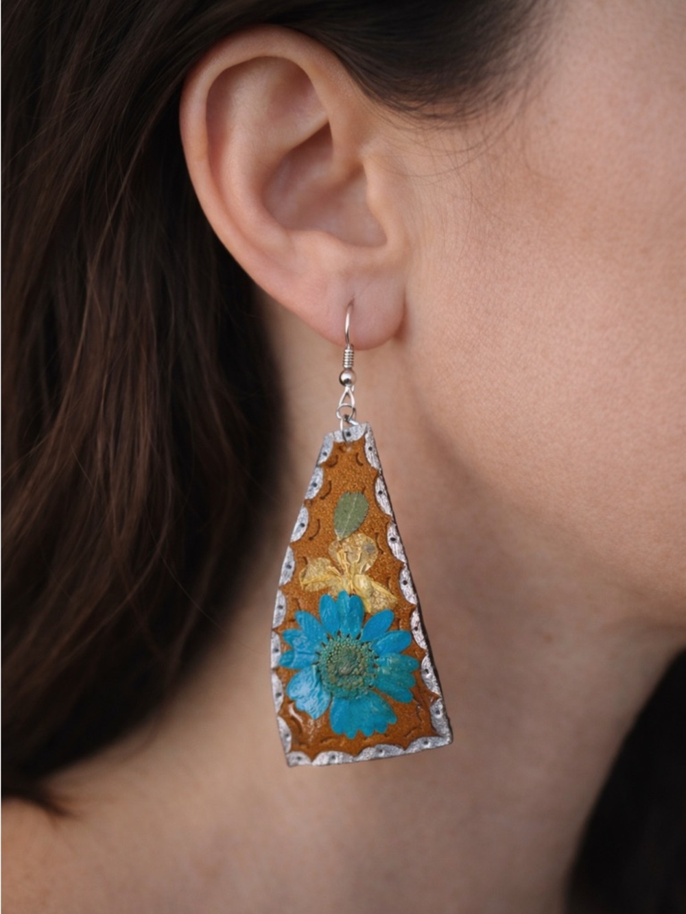 Handcrafted faux leather REAL Pressed Blue & Yellow Flower Earrings - NWOT